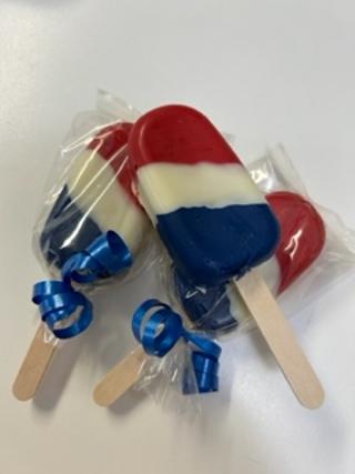 4th of July cake pops