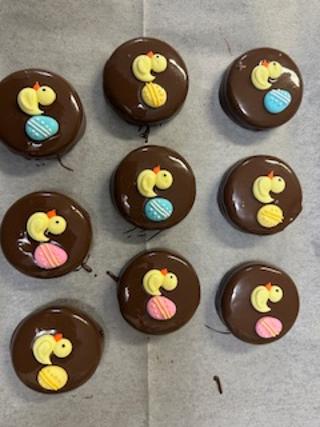 Easter Chocolate covered Oreo's