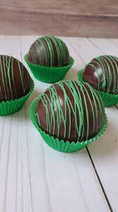 Mint Hot Chocolate Bombs