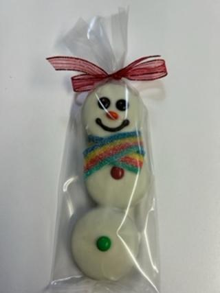 Chocolate covered Sandwich cookie Snowman