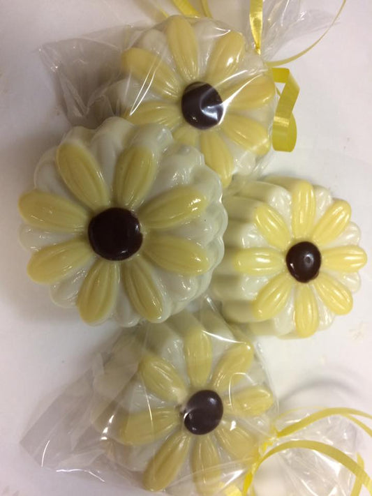 Daisy Sandwich cookies dipped in Chocolate